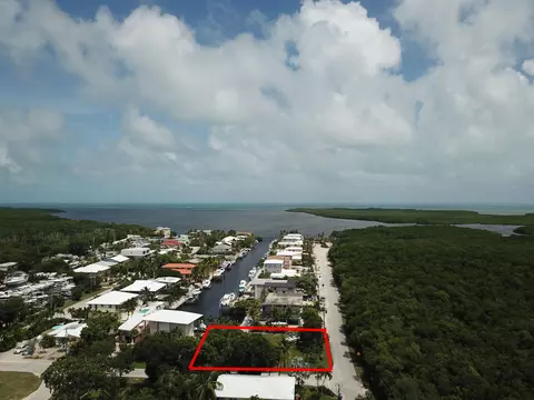 00 Cayman Ln, Key Largo, FL 33037