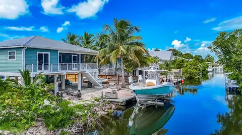 27397 Tobago Ln, Ramrod Key, FL 33042