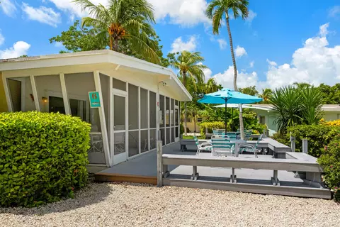 81200 Overseas Highway Apt 5 6 Hwy #5, 6, Islamorada, FL 33036