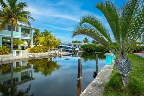 1464 Havelka Ln, Big Pine Key, FL 33043