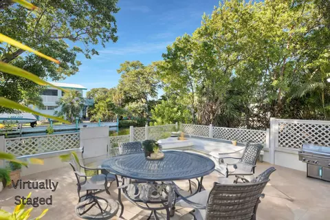 29172 Rose Dr, Big Pine Key, FL 33043