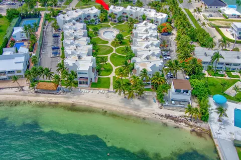 601 W Ocean Dr #112D, Key Colony Beach, FL 33051
