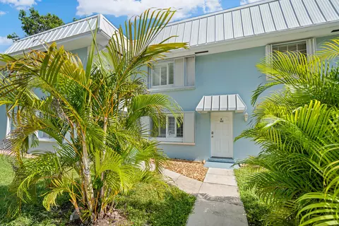 40 High Point Rd #G102, Plantation Key, FL 33070