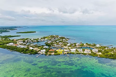 351 Stirrup Key Blvd, Marathon, FL 33050