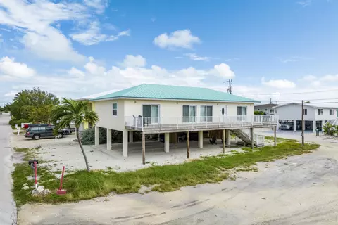 900 84th St, Marathon, FL 33050 photo 3