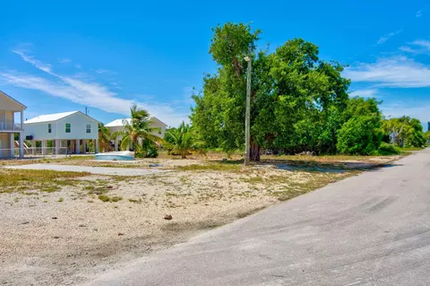 31450 Avenue H, Big Pine Key, FL 33043 photo 5