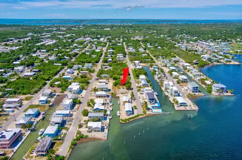 31450 Avenue H, Big Pine Key, FL 33043 photo 2