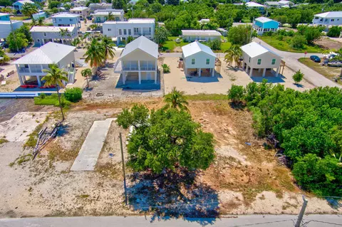 31450 Avenue H, Big Pine Key, FL 33043 photo 8