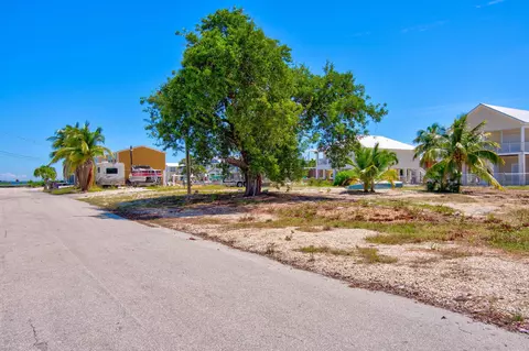 31450 Avenue H, Big Pine Key, FL 33043 photo 6