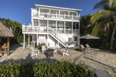 70 Bay Dr, Saddlebunch, FL 33040 photo 17