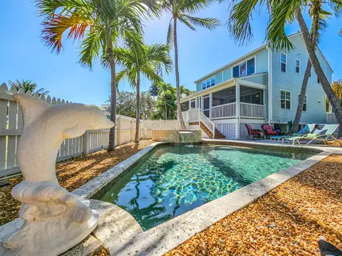 17 Kingfisher Ln, Key West, FL 33040