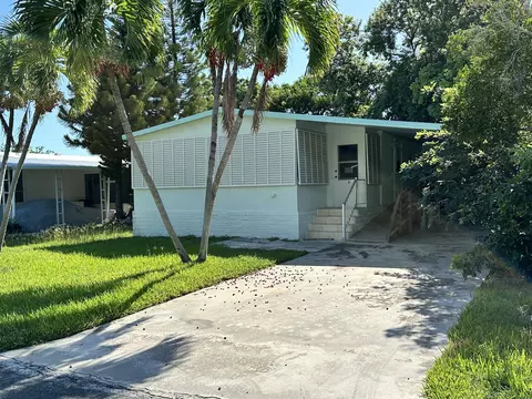 915 S Emerald Dr, Key Largo, FL 33037