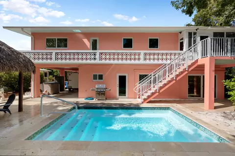 220 Jasmine St, Tavernier, FL 33070