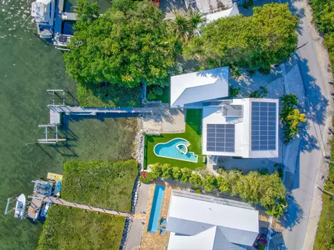 15 Mutiny Pl, Key Largo, FL 33037 photo 2