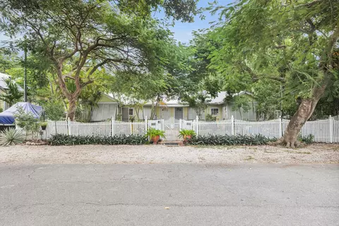 1220-1222 Seminary St, Key West, FL 33040