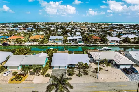 150 13th St #KEY colony, Key Colony Beach, FL 33051