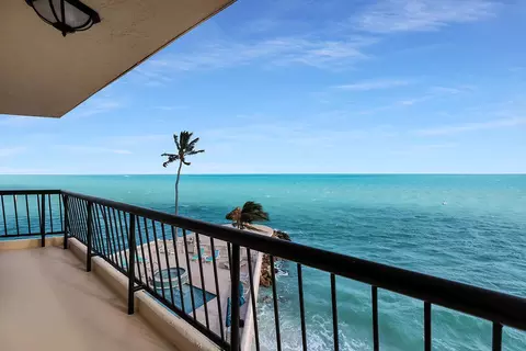 101 E Ocean Dr #C403, Key Colony Beach, FL 33051
