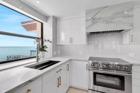 101 E Ocean Dr #C403, Key Colony Beach, FL 33051 photo 17