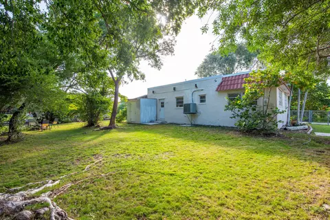 29162 Iris Dr, Big Pine Key, FL 33043 photo 22