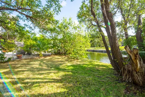 29162 Iris Dr, Big Pine Key, FL 33043 photo 24