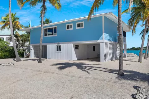 Exterior - 138 Brian Rd, Marathon, FL 33050 photo 4 of 11