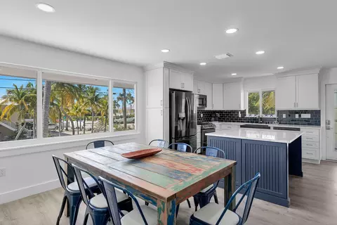 Dining - 138 Brian Rd, Marathon, FL 33050 photo 1 of 2
