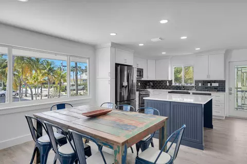 Kitchen - 138 Brian Rd, Marathon, FL 33050 photo 1 of 5