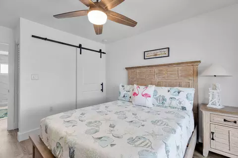Bedroom - 138 Brian Rd, Marathon, FL 33050 photo 6 of 6