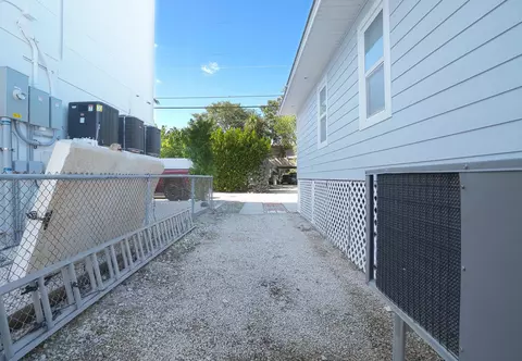 982 81st St, Marathon, FL 33050 photo 25
