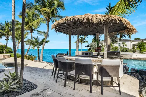 28 Aster, Key West, FL 33040 photo 7