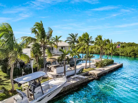 28 Aster, Key West, FL 33040 photo 4