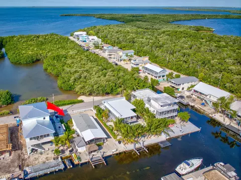 181 Grassy Rd, Key Largo, FL 33037 photo 2