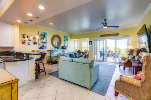 5960 Peninsular Ave #202, Stock Island, FL 33040