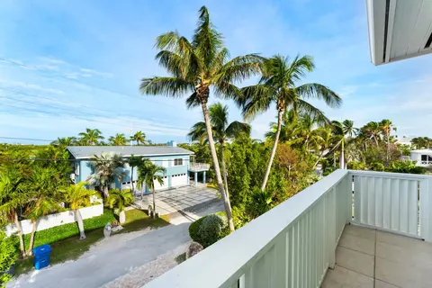 Exterior - 133 Sunset Dr, Islamorada, FL 33036 photo 17 of 22