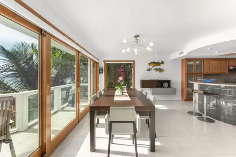 Dining - 133 Sunset Dr, Islamorada, FL 33036 photo 1 of 4