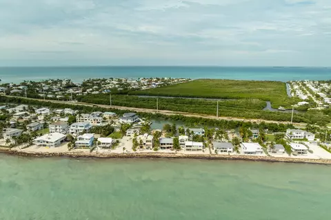 View/Area - 133 Sunset Dr, Islamorada, FL 33036 photo 4 of 17