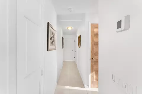 Entry Way - 133 Sunset Dr, Islamorada, FL 33036 photo 3 of 6