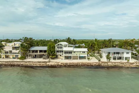 View/Area - 133 Sunset Dr, Islamorada, FL 33036 photo 3 of 17