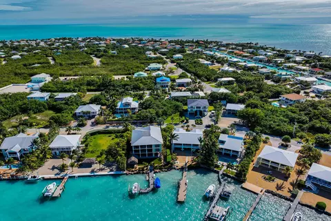 131 Bimini Dr, Duck Key, FL 33050 photo 3