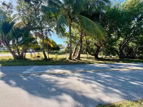 1388 Avenue B, Big Pine Key, FL 33043 photo 3