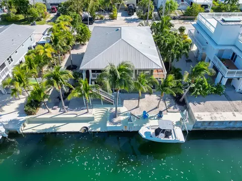 18 Emerald Dr, Key West, FL 33040 photo 2