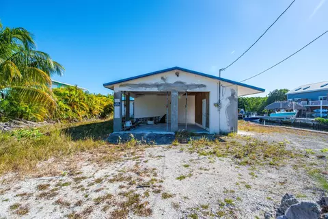 1537 Pandorea Ln, Big Pine Key, FL 33043