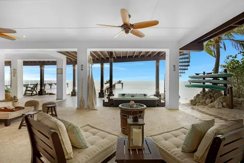 75061 Overseas Hwy, Islamorada, FL 33036