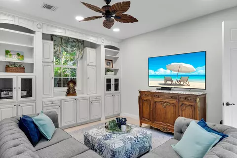 Living - 3615 Eagle Ave, Key West, FL 33040 photo 4 of 5