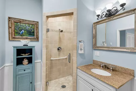 Bath - 3615 Eagle Ave, Key West, FL 33040 photo 5 of 8