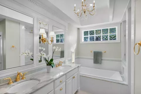 Bath - 3615 Eagle Ave, Key West, FL 33040 photo 1 of 8