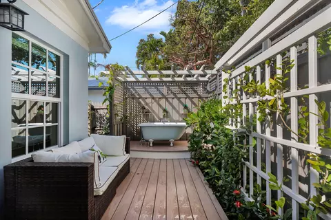 Exterior - 3615 Eagle Ave, Key West, FL 33040 photo 5 of 17
