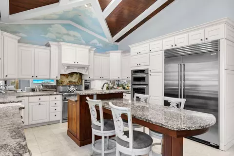 Kitchen - 3615 Eagle Ave, Key West, FL 33040 photo 2 of 5