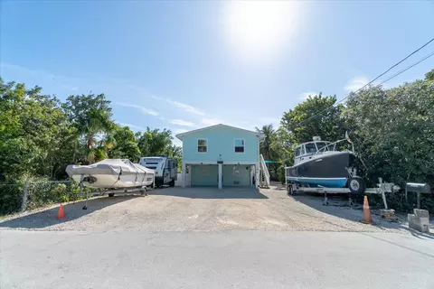 29154 Cedar Dr, Big Pine Key, FL 33043 photo 2