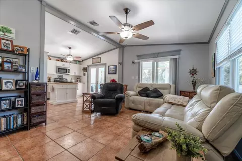 29154 Cedar Dr, Big Pine Key, FL 33043 photo 5